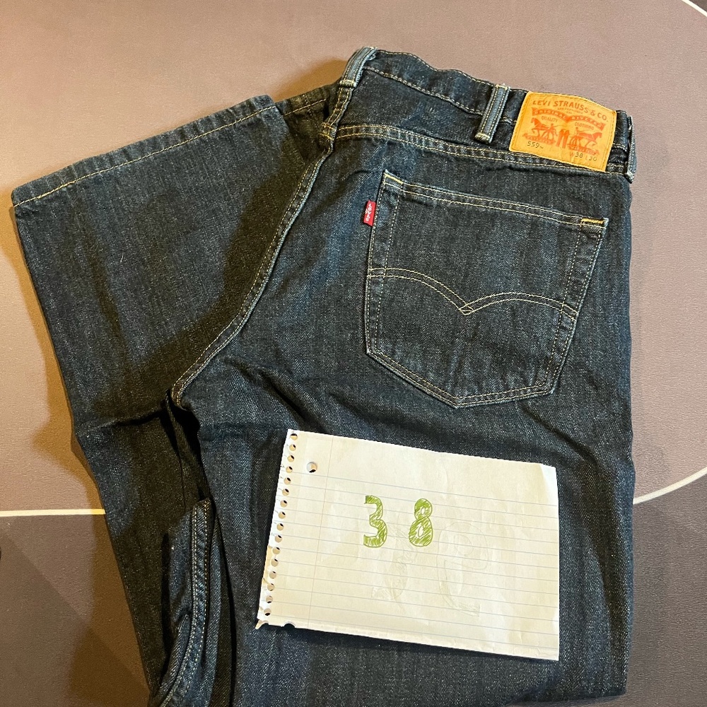 Men's Levi Jeans